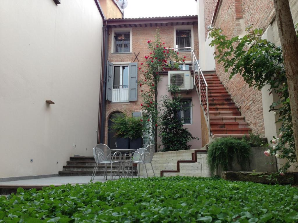 Callegherie 21 Boutique B&B Imola Dış mekan fotoğraf